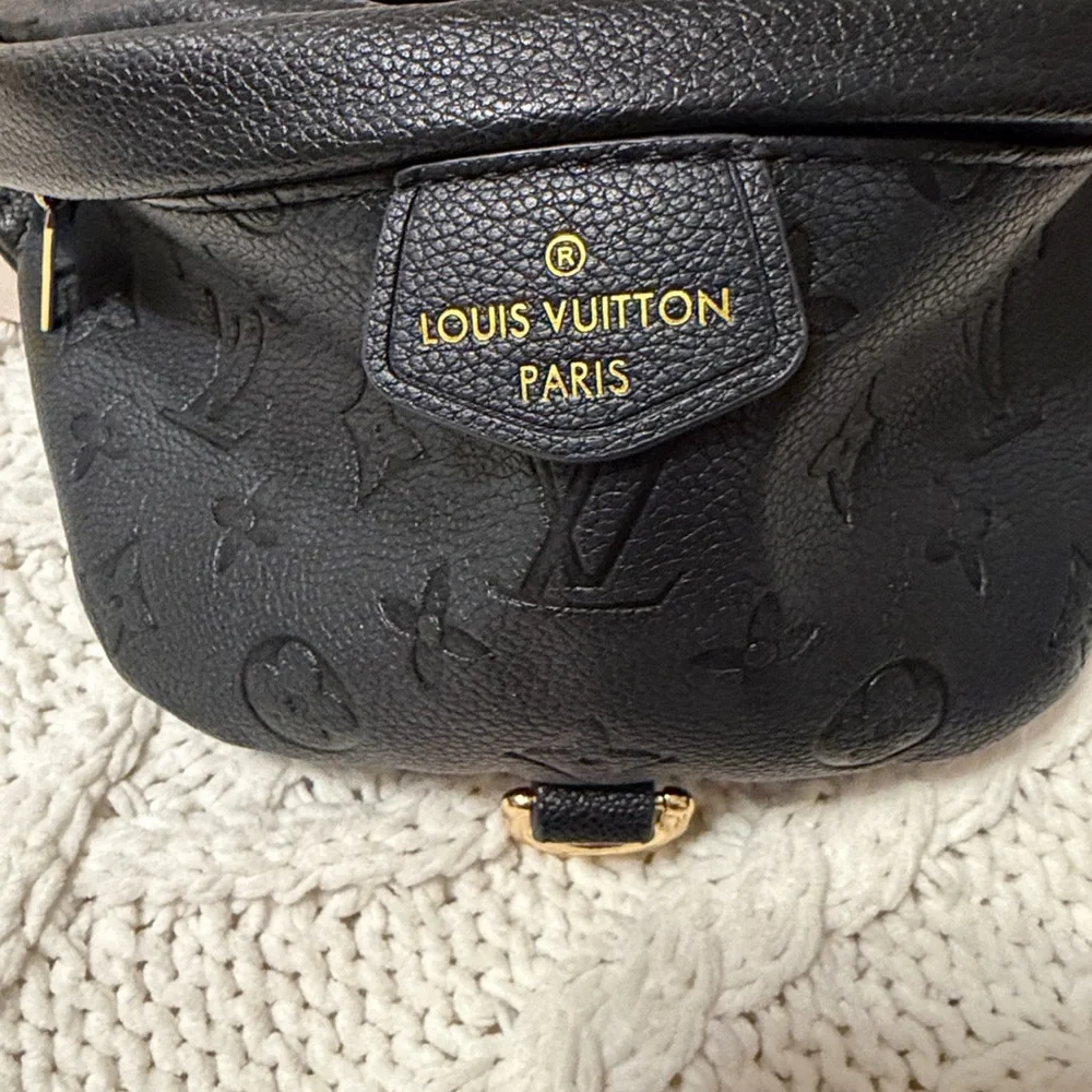 Black leather waist Bag - Picture 2 of 3